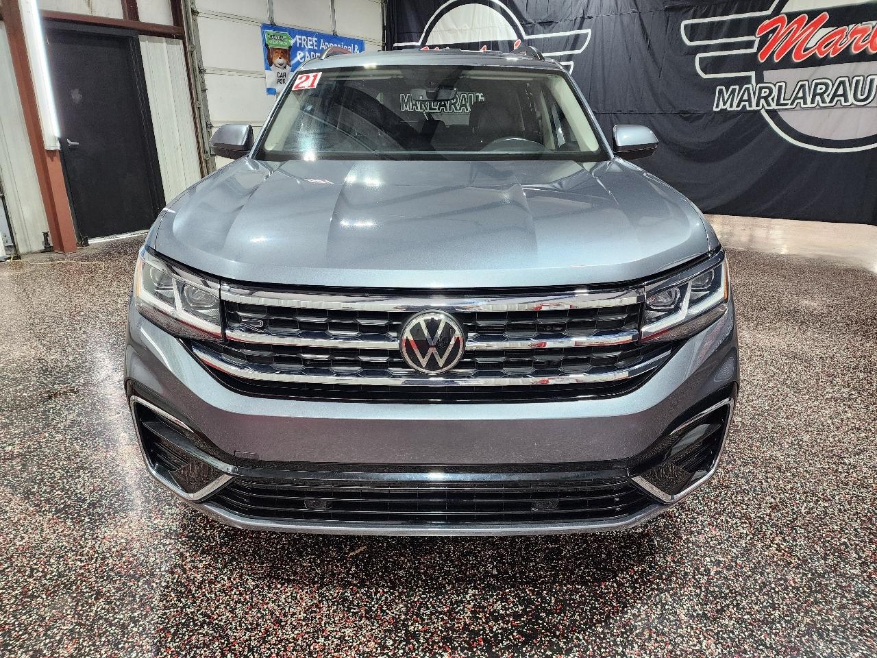 Volkswagen Atlas 2021.5 3.6L V6 SE w/Technology R-Line FWD 2021