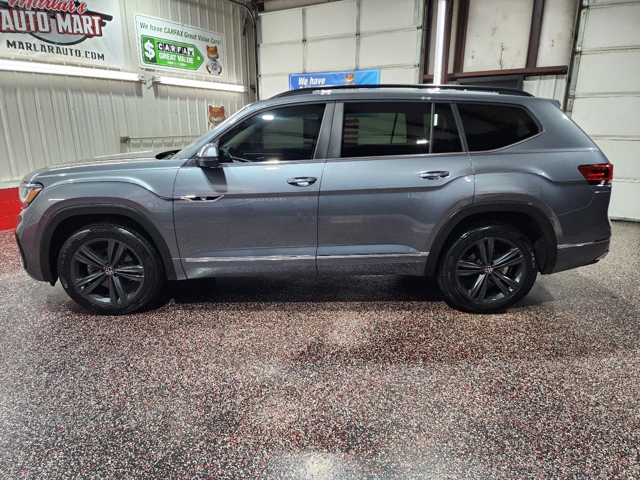 Volkswagen Atlas 2021.5 3.6L V6 SE w/Technology R-Line FWD 2021