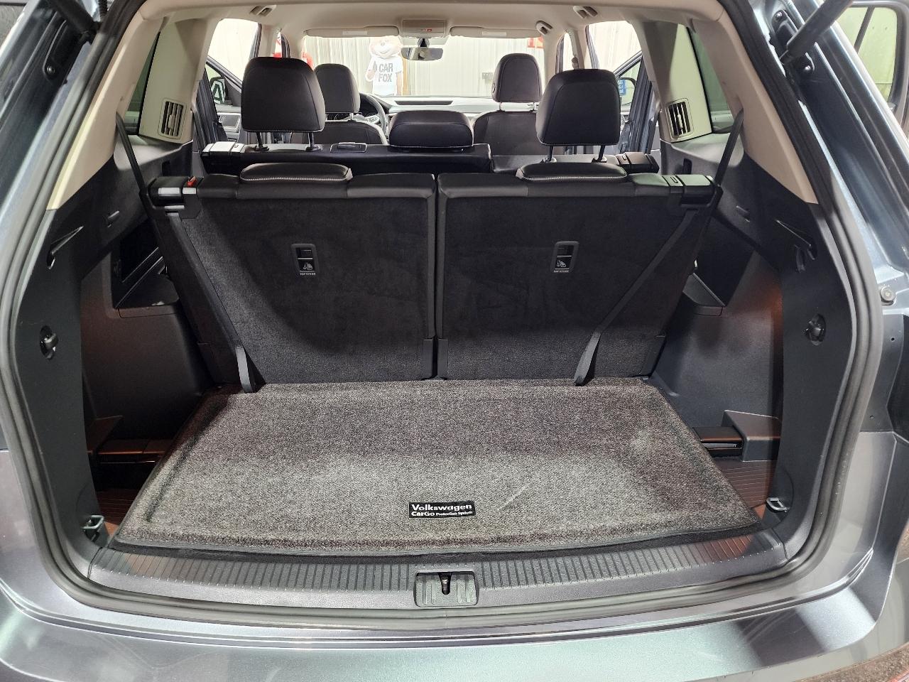 Volkswagen Atlas 2021.5 3.6L V6 SE w/Technology R-Line FWD 2021
