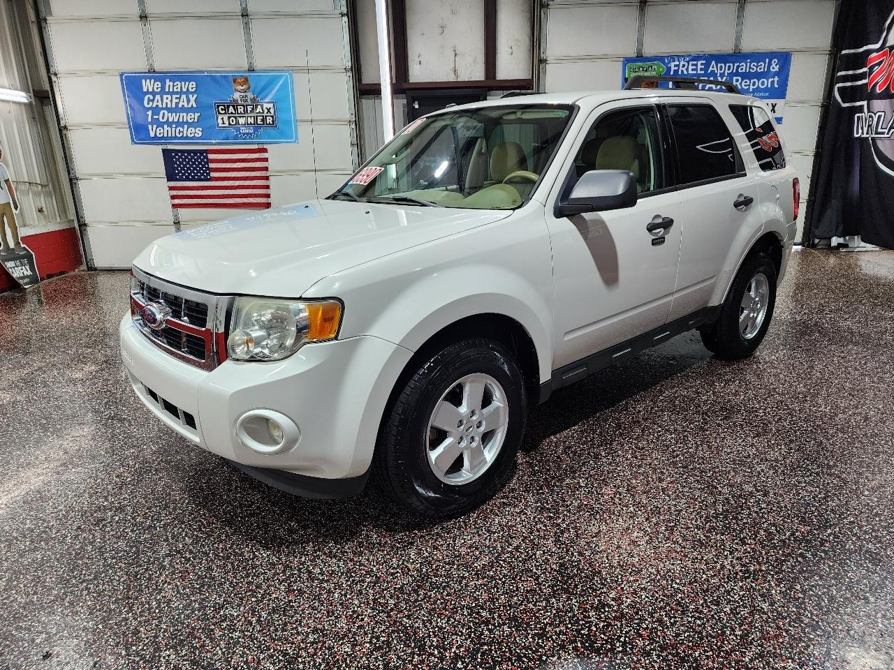 Ford Escape FWD 4dr XLT 2010
