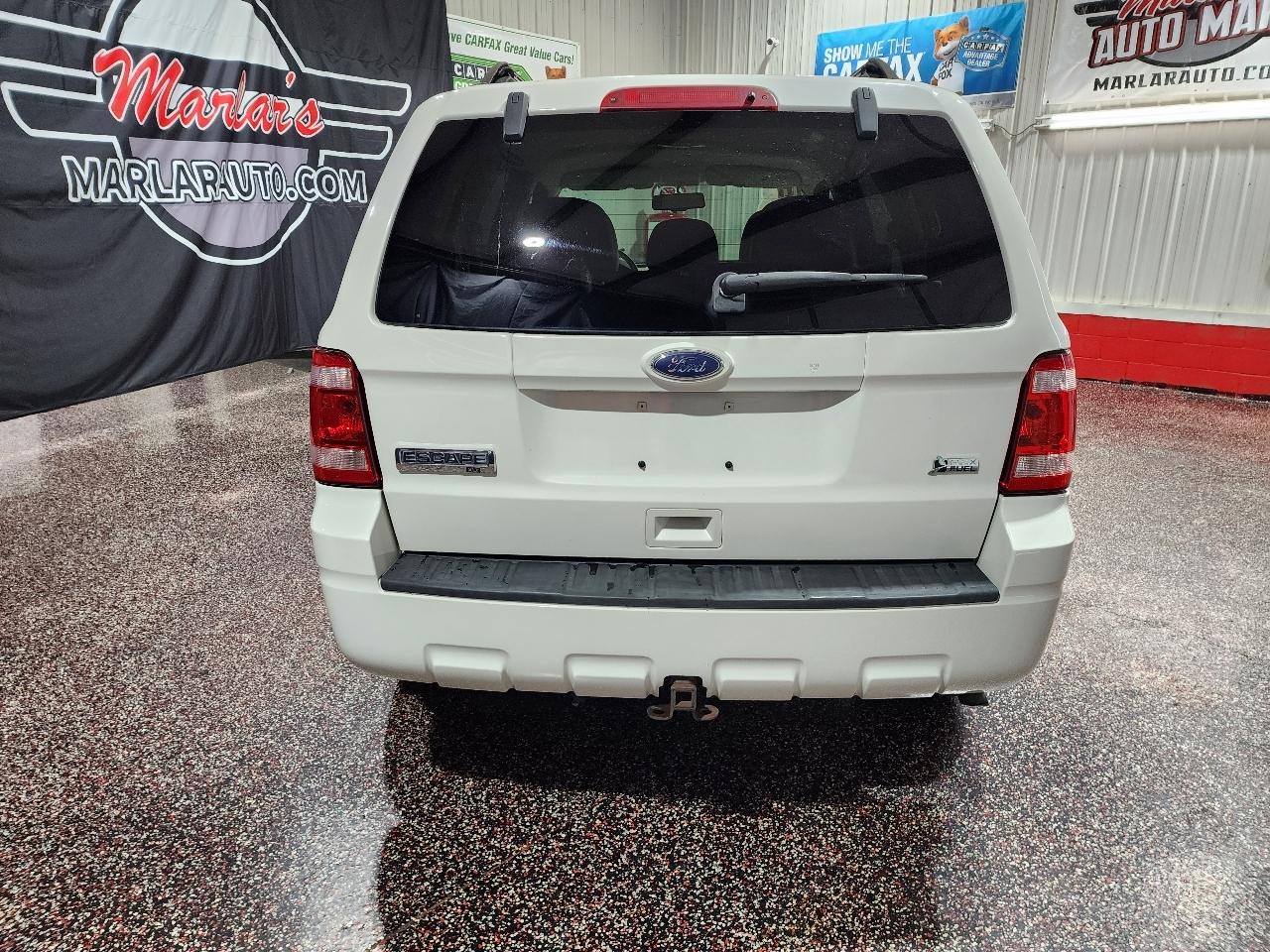 Ford Escape FWD 4dr XLT 2010