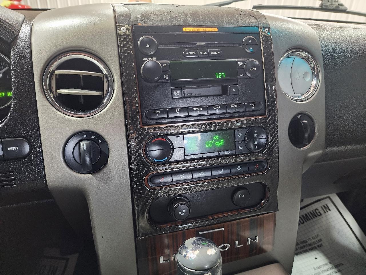 Lincoln Mark LT 4WD Supercrew 139" 2006