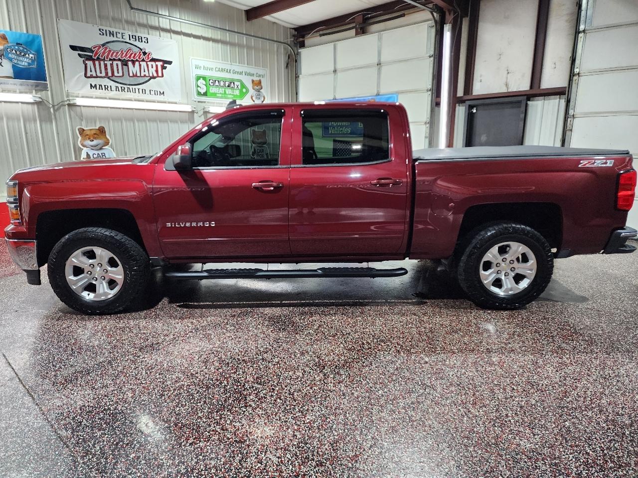 Chevrolet Silverado 1500 4WD Crew Cab 143.5" LT w/2LT 2015