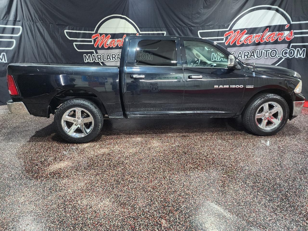 Dodge 1500 4WD Crew Cab 140.5" Big Horn 2012
