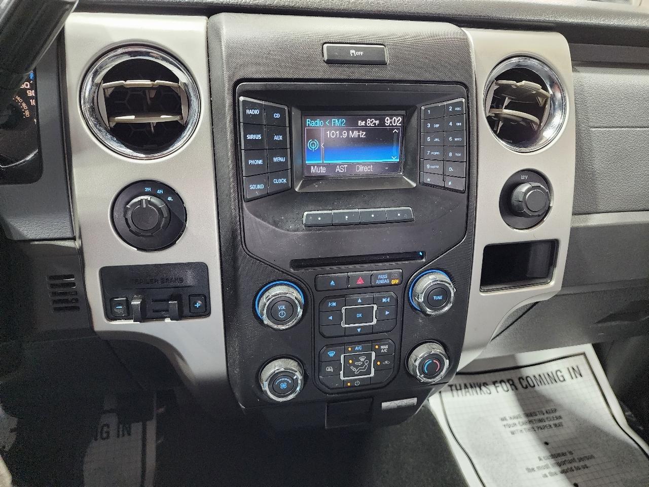 Ford F-150 4WD SuperCrew 145" Platinum 2013