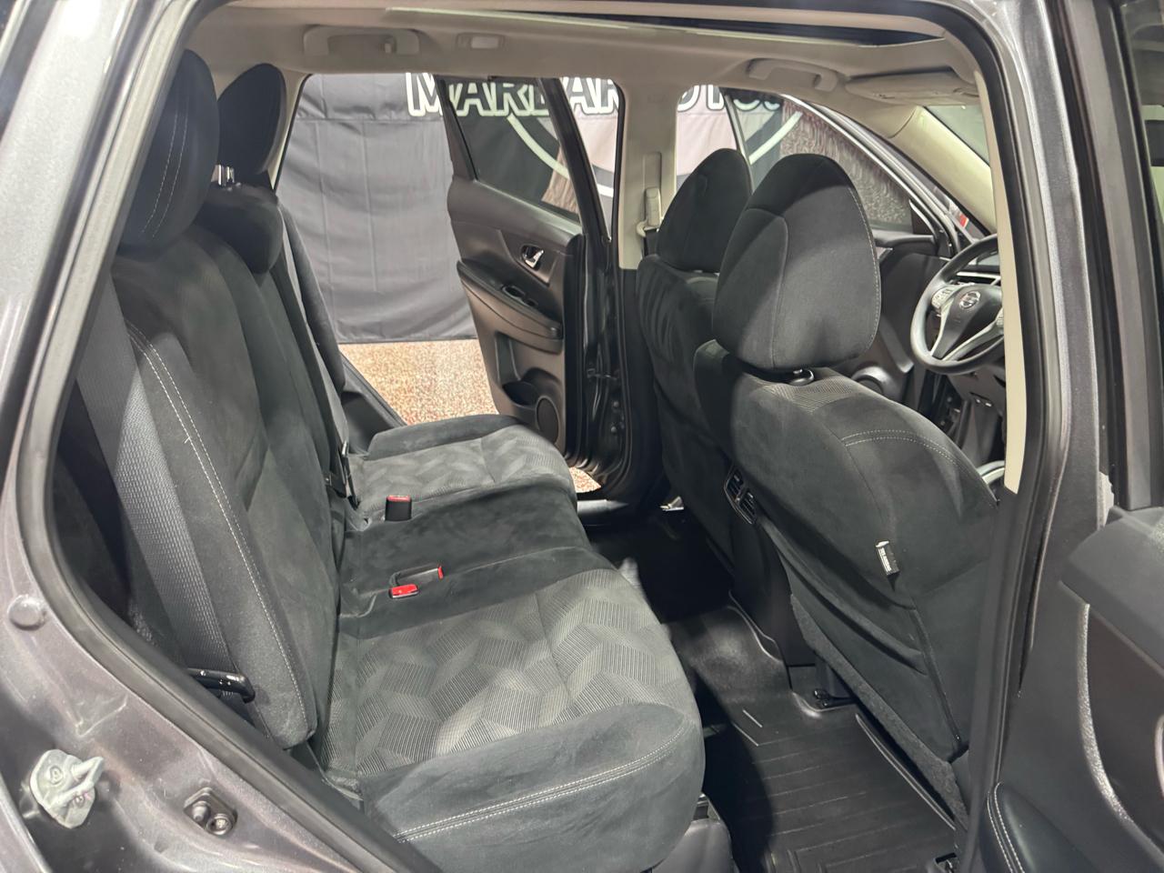 Nissan Rogue AWD 4dr SV 2015
