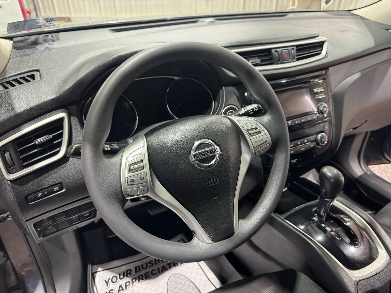 Nissan Rogue AWD 4dr SV 2015
