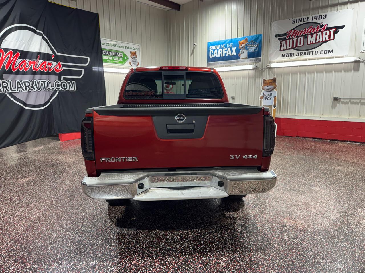 Nissan Frontier 4WD Crew Cab SWB Auto SV 2015
