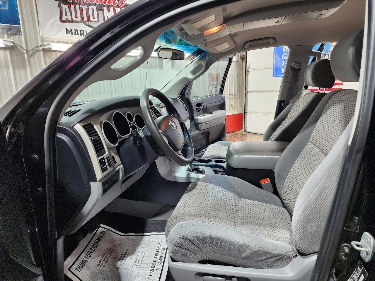 Toyota Tundra 4WD Truck CrewMax 5.7L V8 6-Spd AT (Natl) 2008