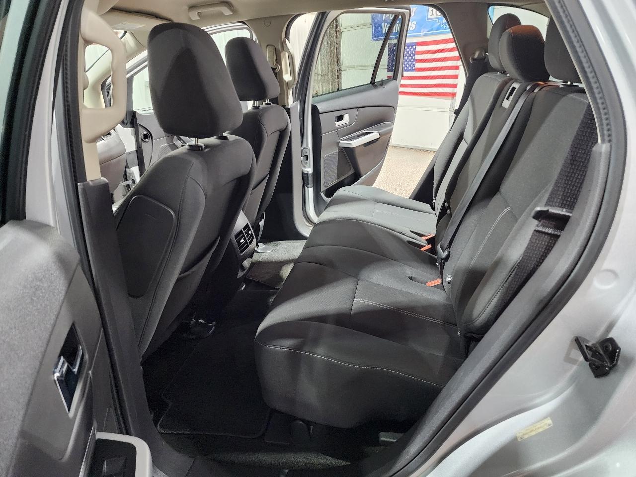 Ford Edge 4dr SE FWD 2011