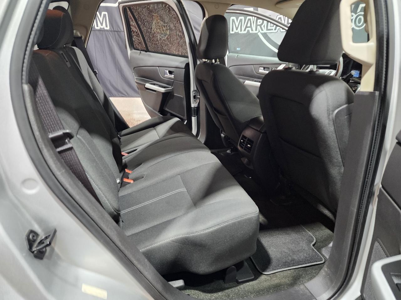 Ford Edge 4dr SE FWD 2011