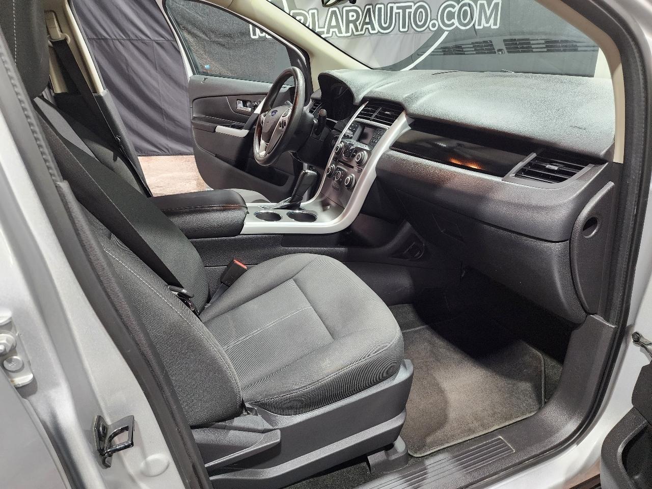 Ford Edge 4dr SE FWD 2011