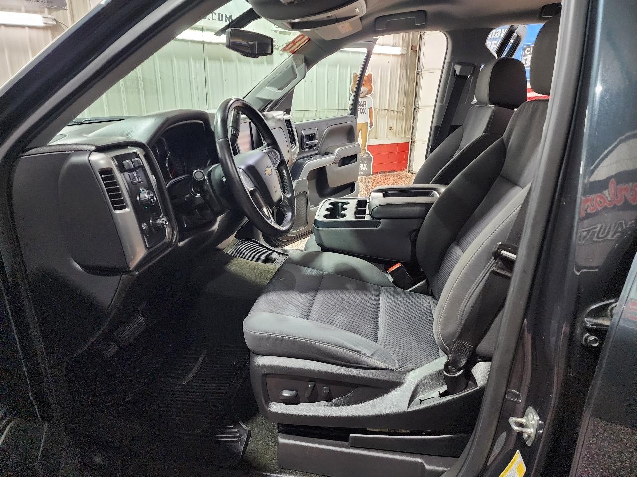 Chevrolet Silverado 1500 4WD Crew Cab 143.5" LT w/1LT 2018