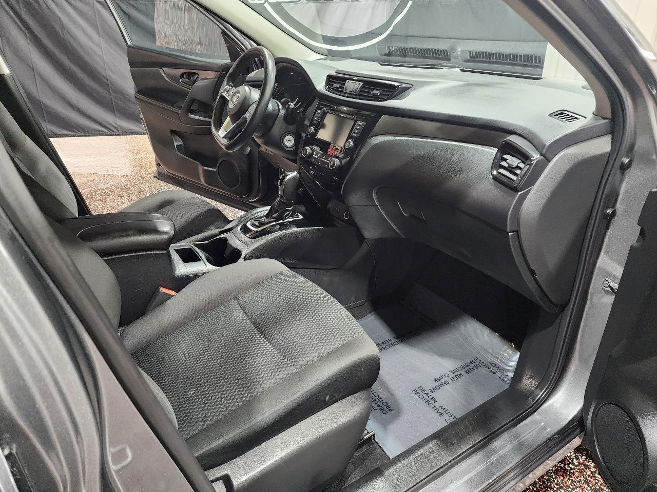 Nissan Rogue Sport FWD S 2019