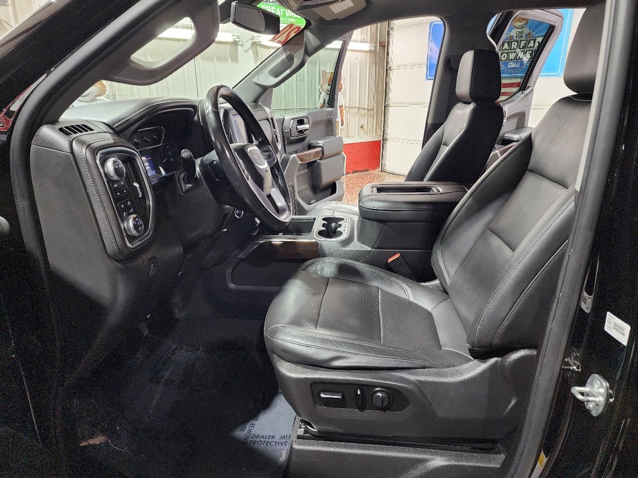 GMC Sierra 1500 4WD Crew Cab 147" SLT 2020