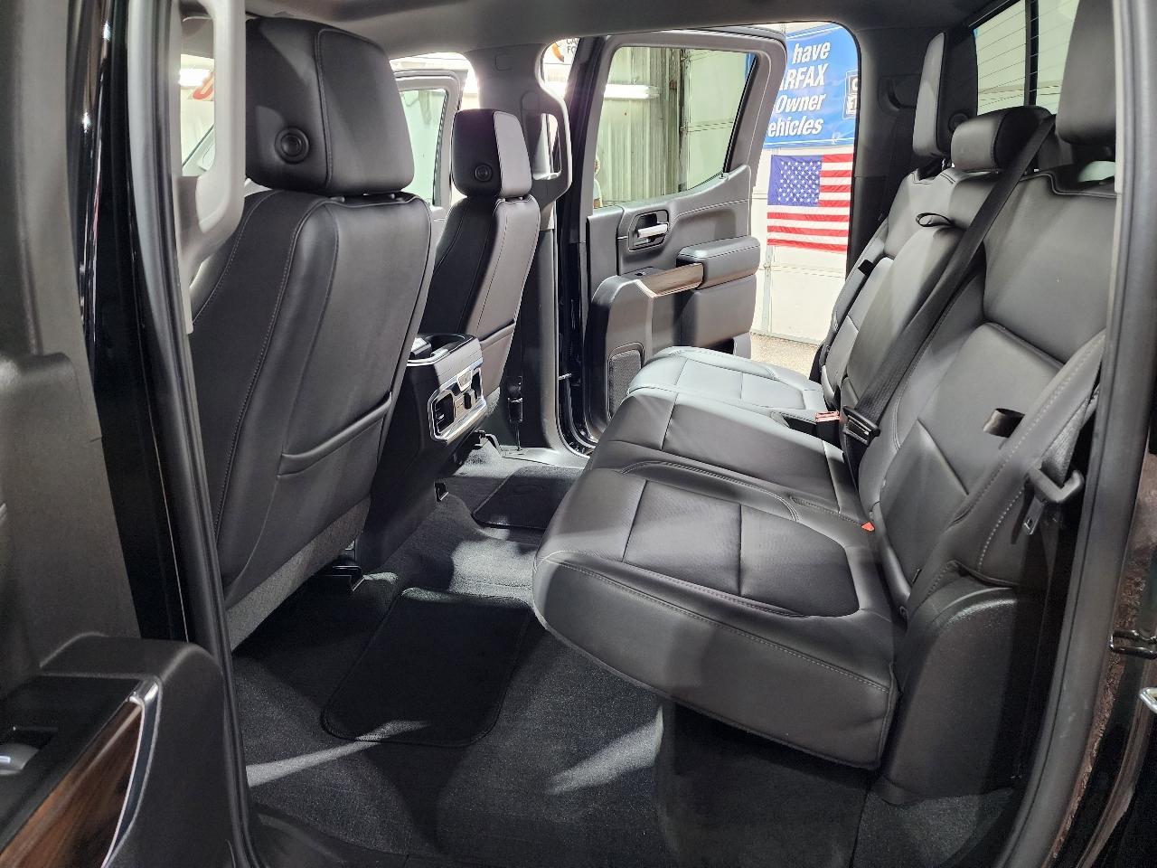 GMC Sierra 1500 4WD Crew Cab 147" SLT 2020