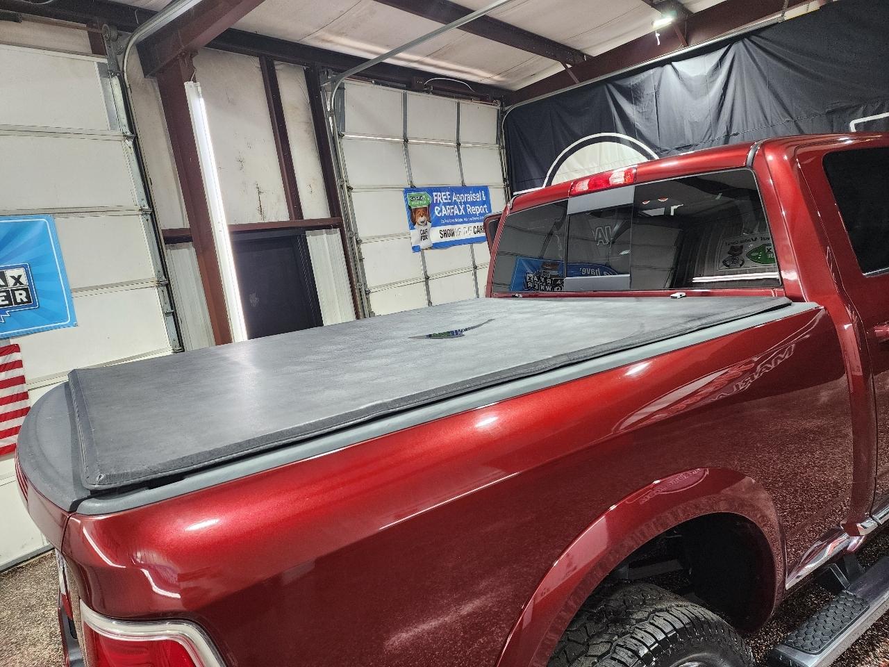 RAM 2500 Limited 4x4 Crew Cab 6'4" Box 2017