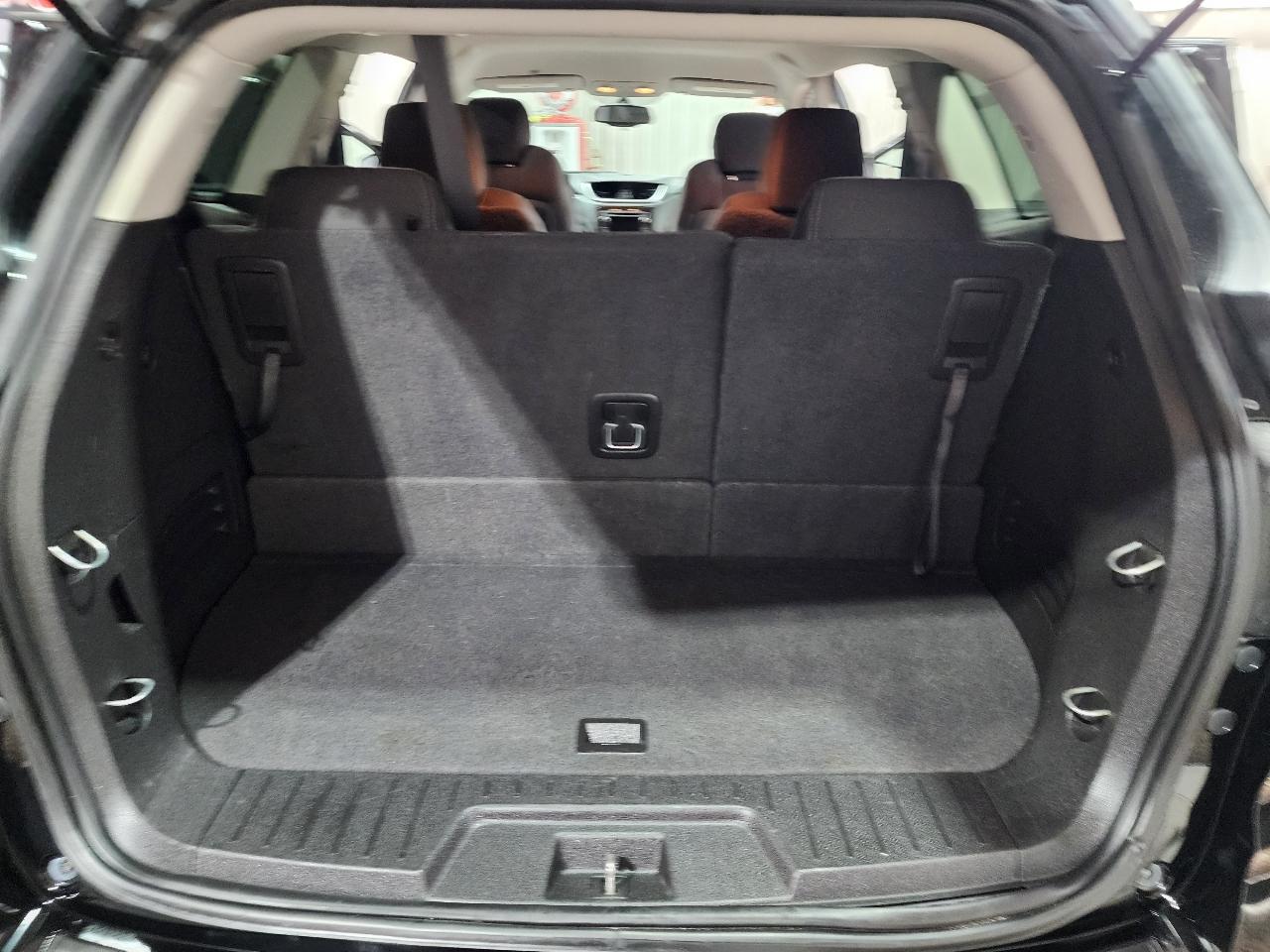 Chevrolet Traverse AWD 4dr LT w/1LT 2016