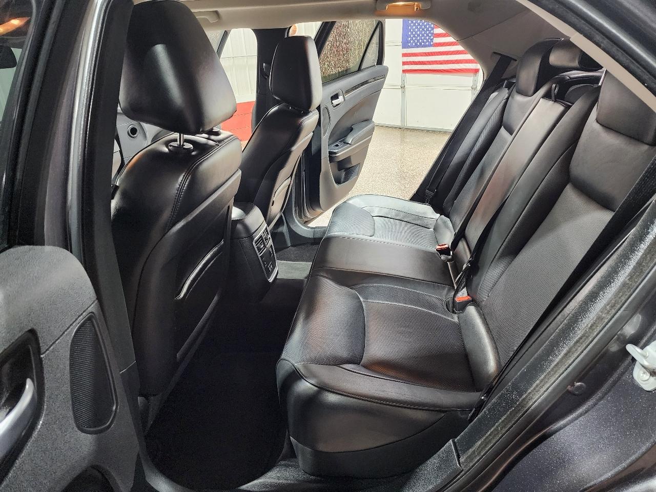 Chrysler 300 300C AWD 2017