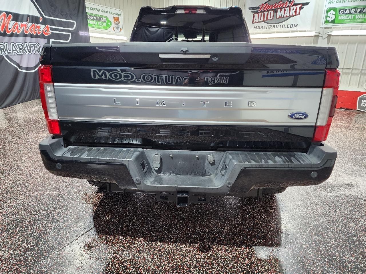 Ford Super Duty F-250 SRW King Ranch 4WD Crew Cab 8' Box 2018