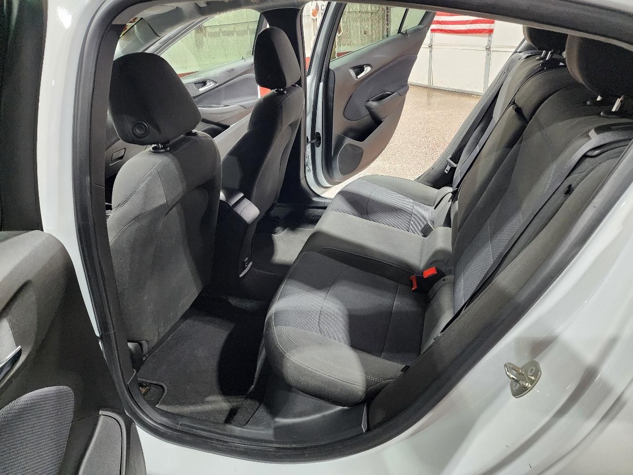 Chevrolet Cruze 4dr HB LT 2019