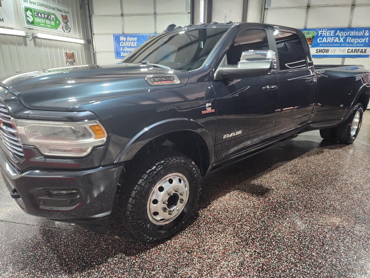 RAM 3500 Laramie 4x4 Crew Cab 8' Box 2019