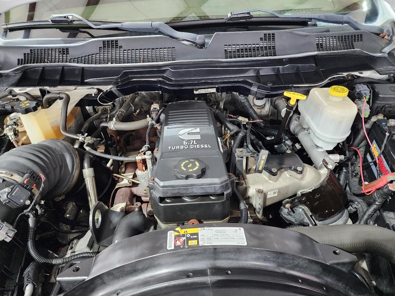 RAM 4500 4WD Crew Cab 173" WB 60" CA Tradesman 2015