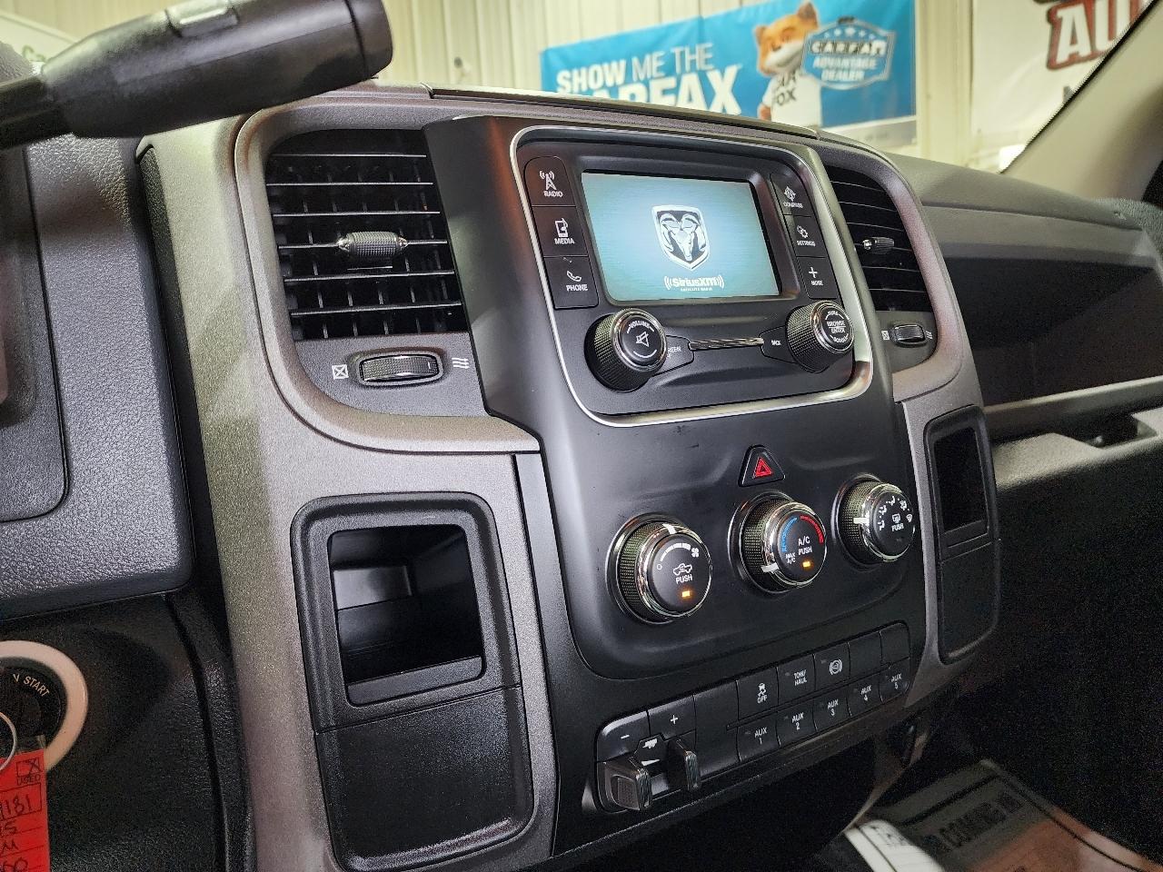 RAM 4500 4WD Crew Cab 173" WB 60" CA Tradesman 2015
