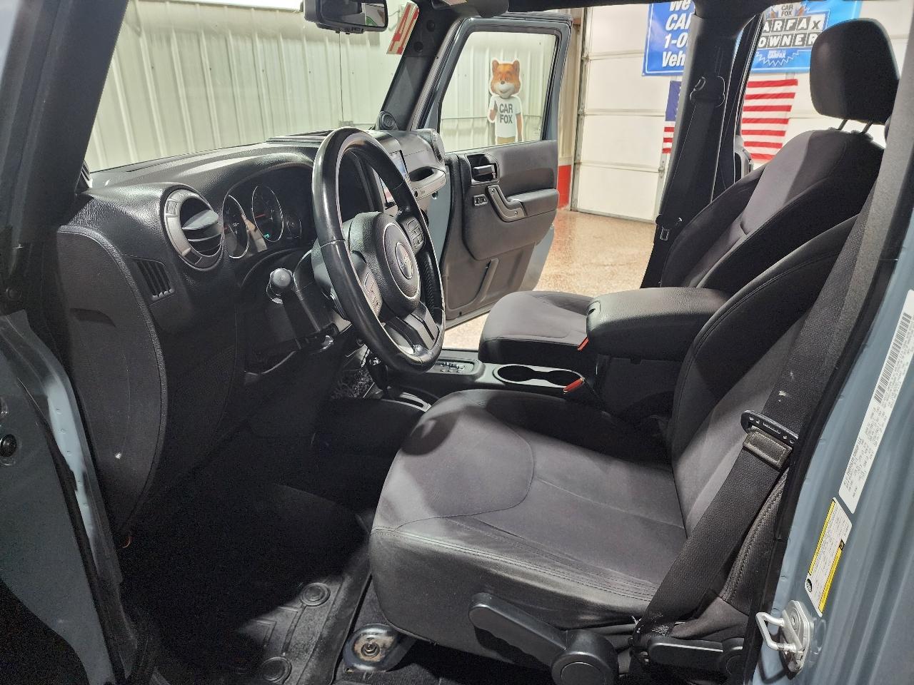 Jeep Wrangler Unlimited 4WD 4dr Sport 2014