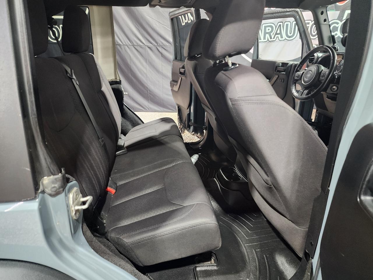 Jeep Wrangler Unlimited 4WD 4dr Sport 2014