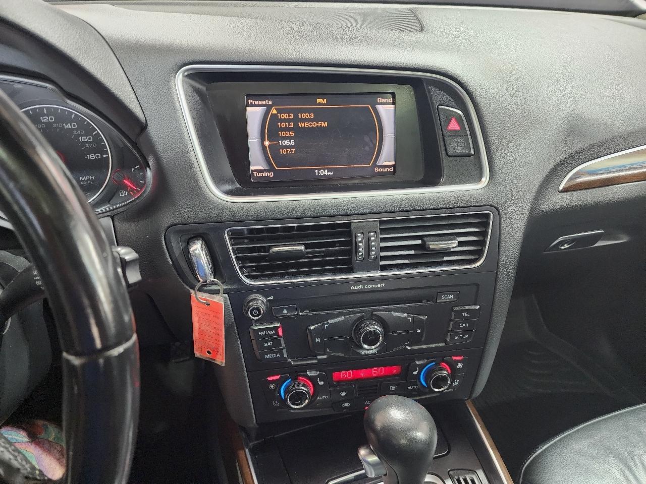 Audi Q5 quattro 4dr 3.2L Premium Plus 2011