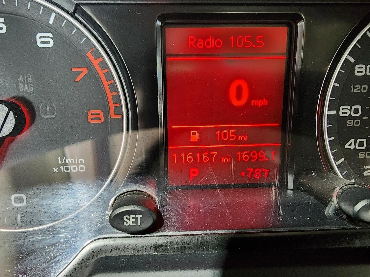 Audi Q5 quattro 4dr 3.2L Premium Plus 2011