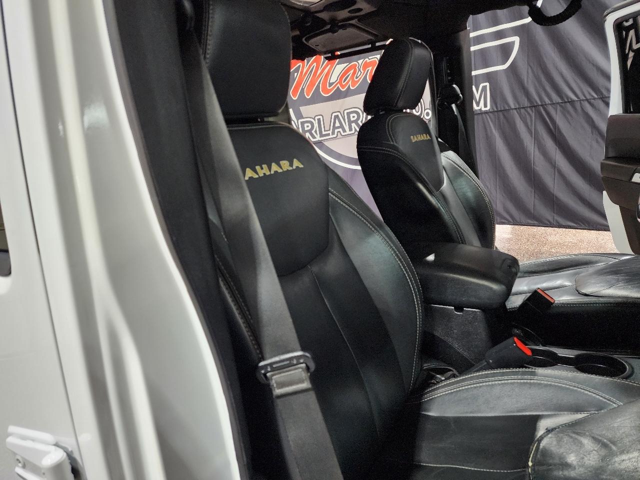 Jeep Wrangler Unlimited 4WD 4dr Sahara 2015