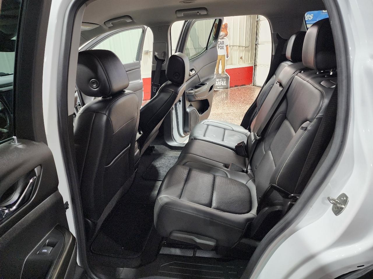 GMC Acadia AWD 4dr SLT 2023