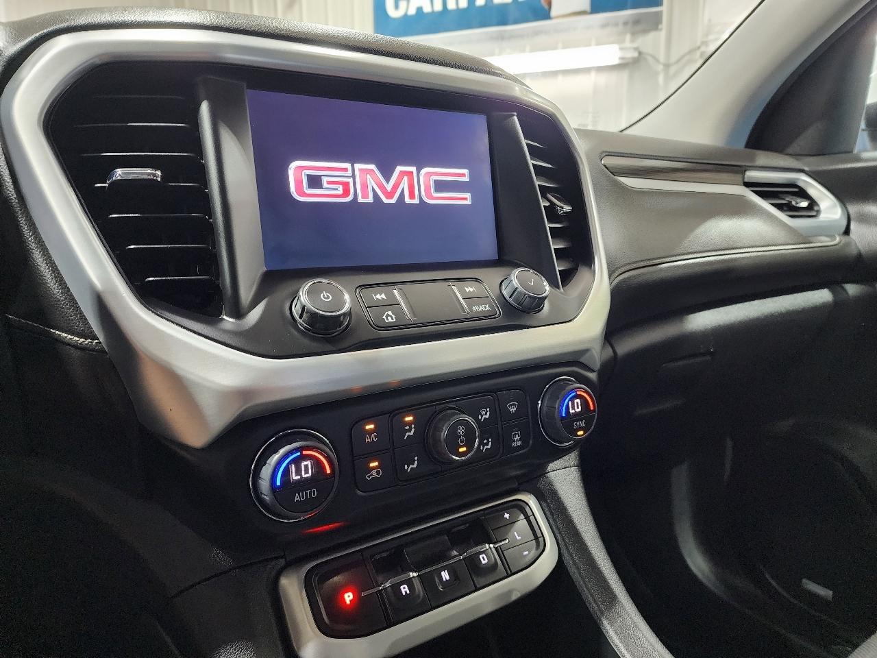 GMC Acadia AWD 4dr SLT 2023