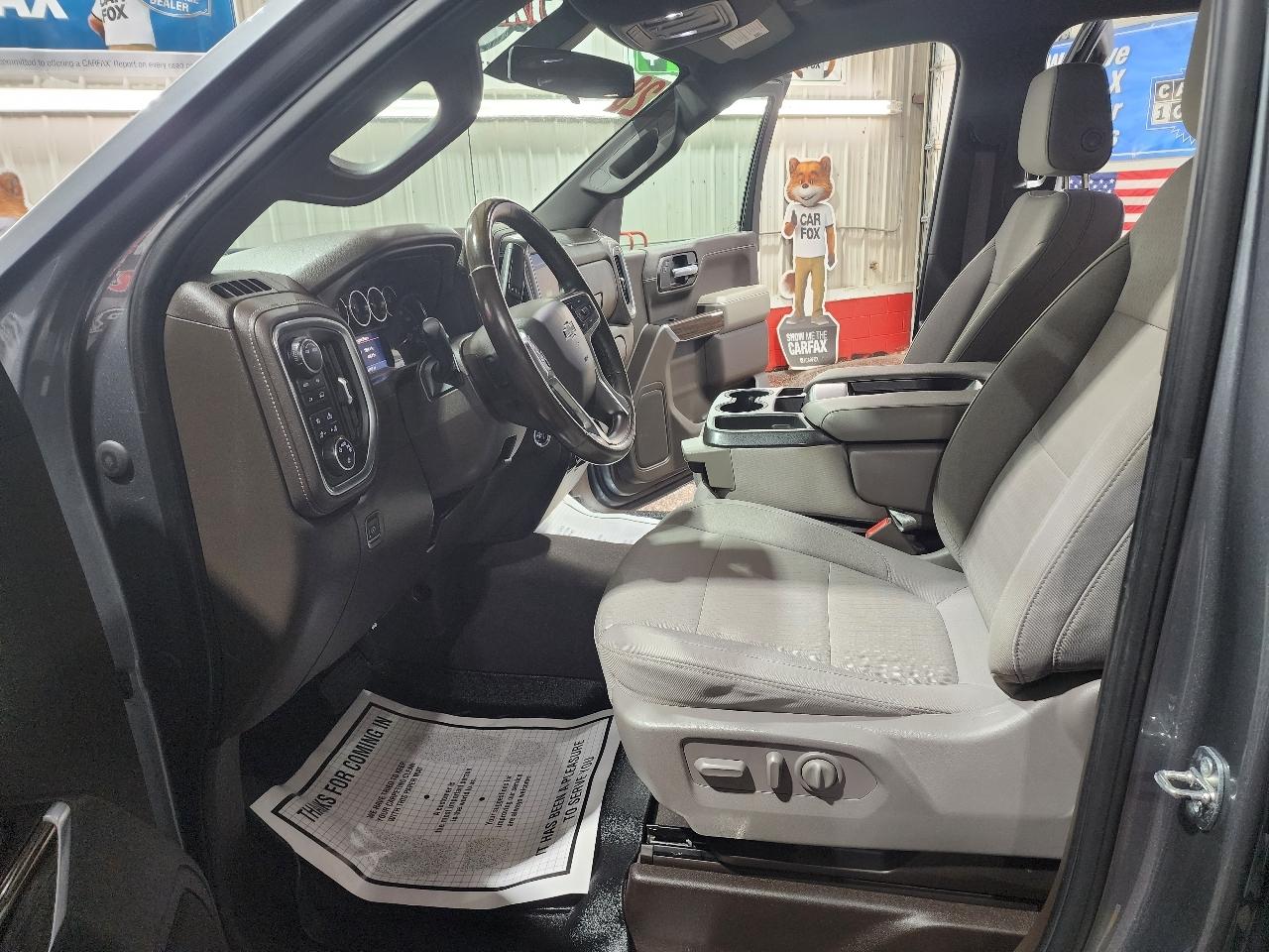 Chevrolet Silverado 1500 4WD Crew Cab 147" RST 2020