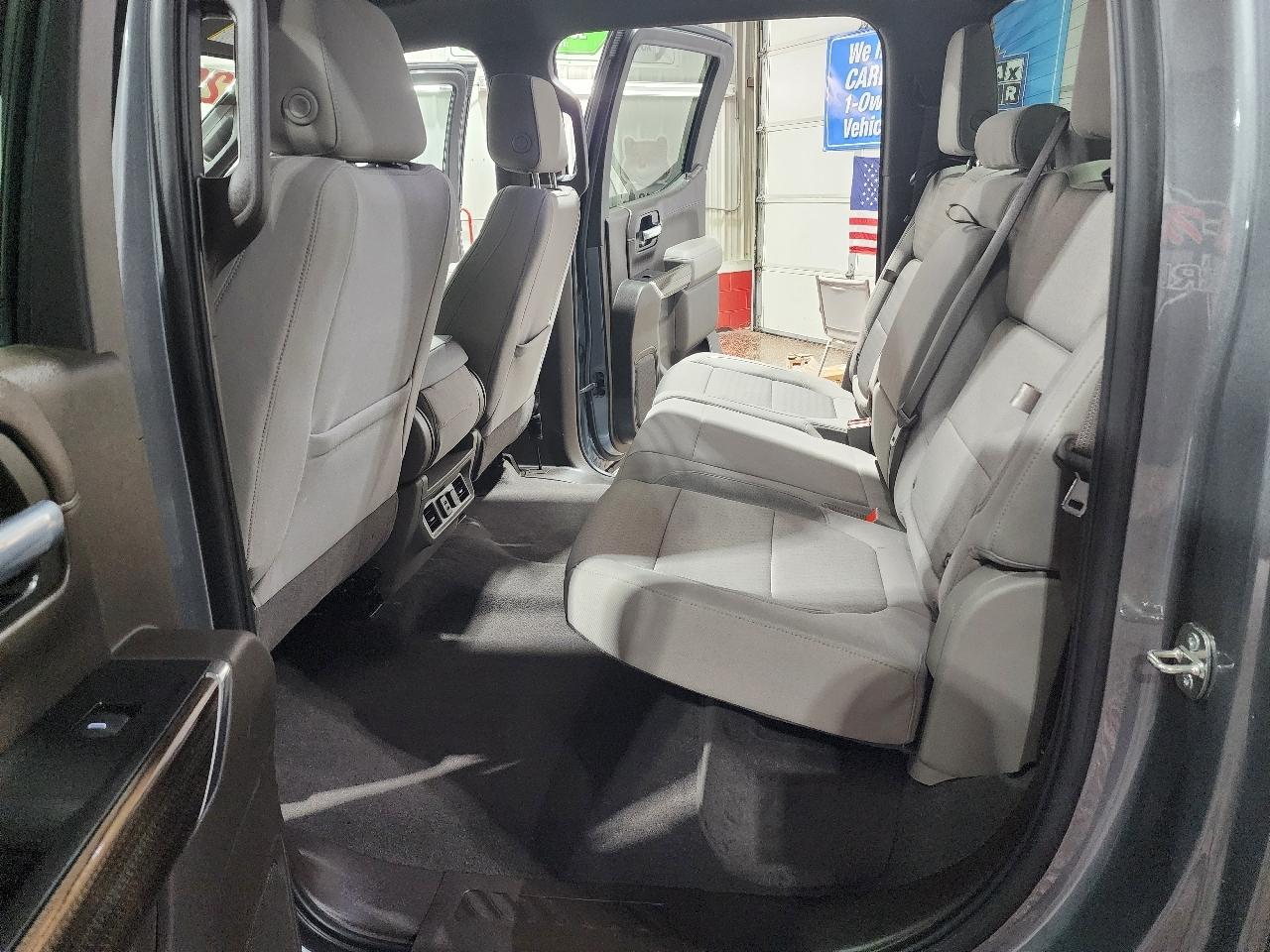 Chevrolet Silverado 1500 4WD Crew Cab 147" RST 2020
