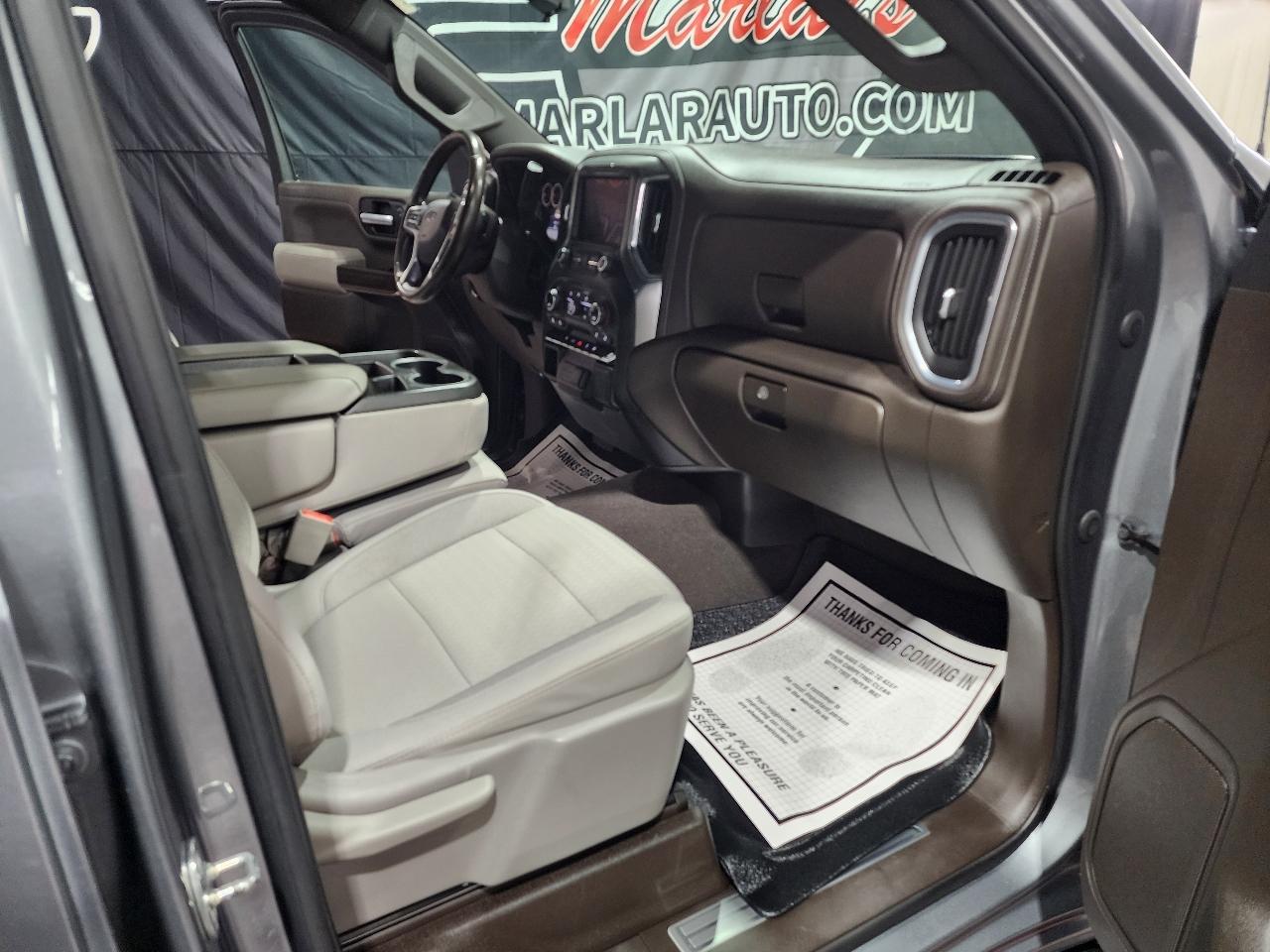 Chevrolet Silverado 1500 4WD Crew Cab 147" RST 2020