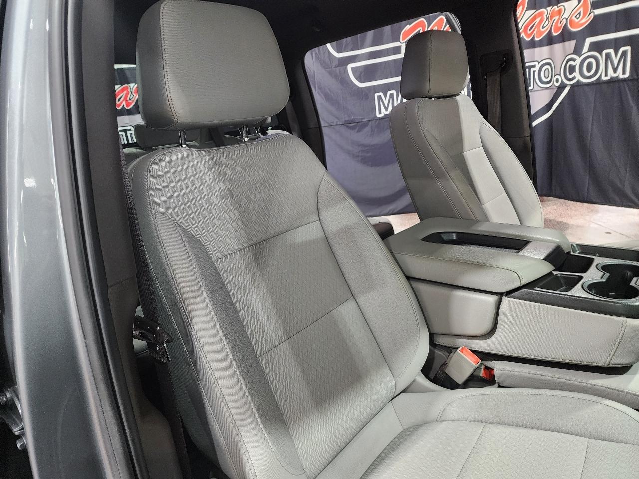 Chevrolet Silverado 1500 4WD Crew Cab 147" RST 2020