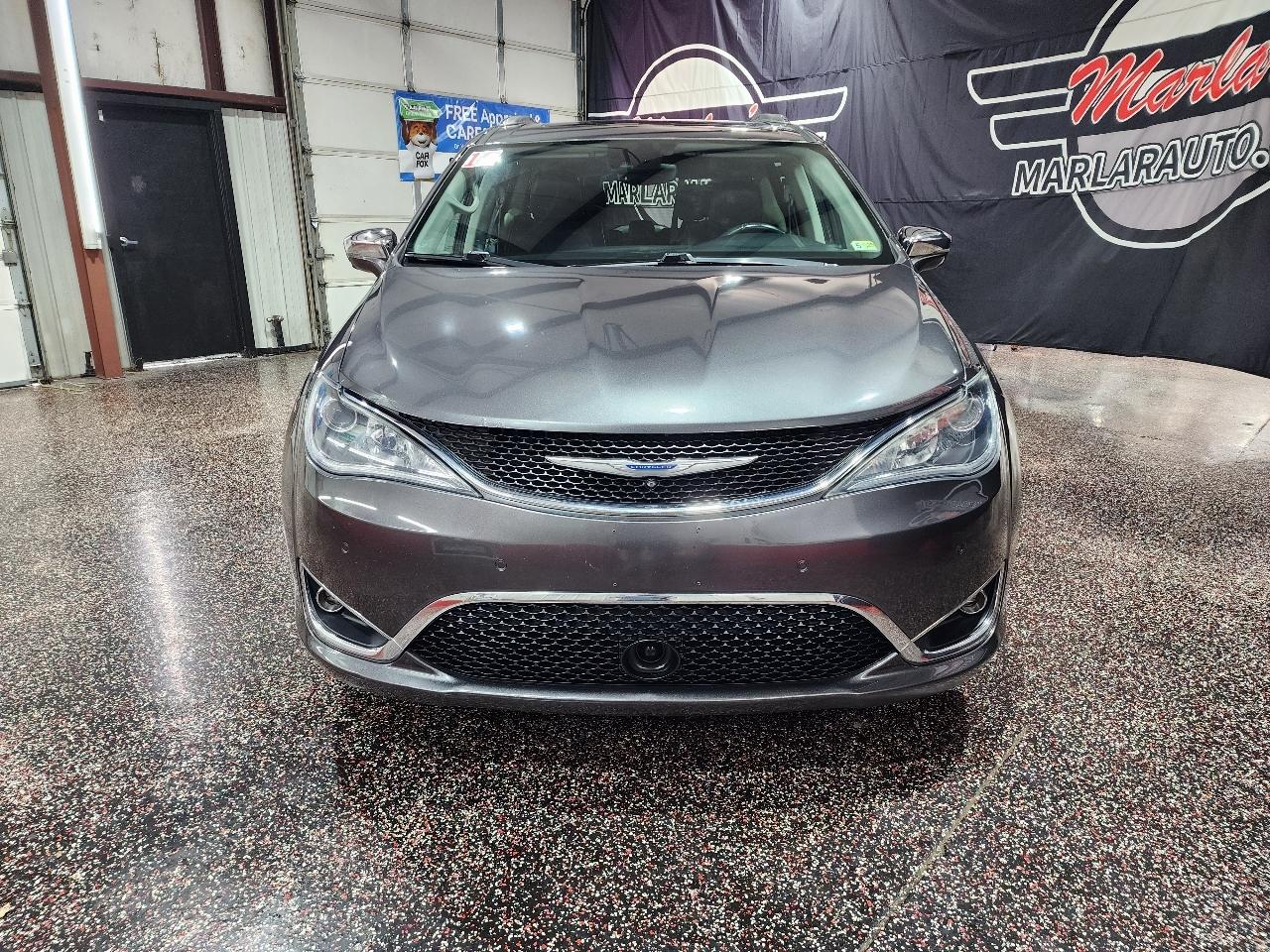 Chrysler Pacifica Limited FWD 2018