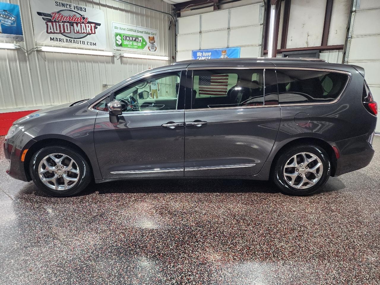 Chrysler Pacifica Limited FWD 2018