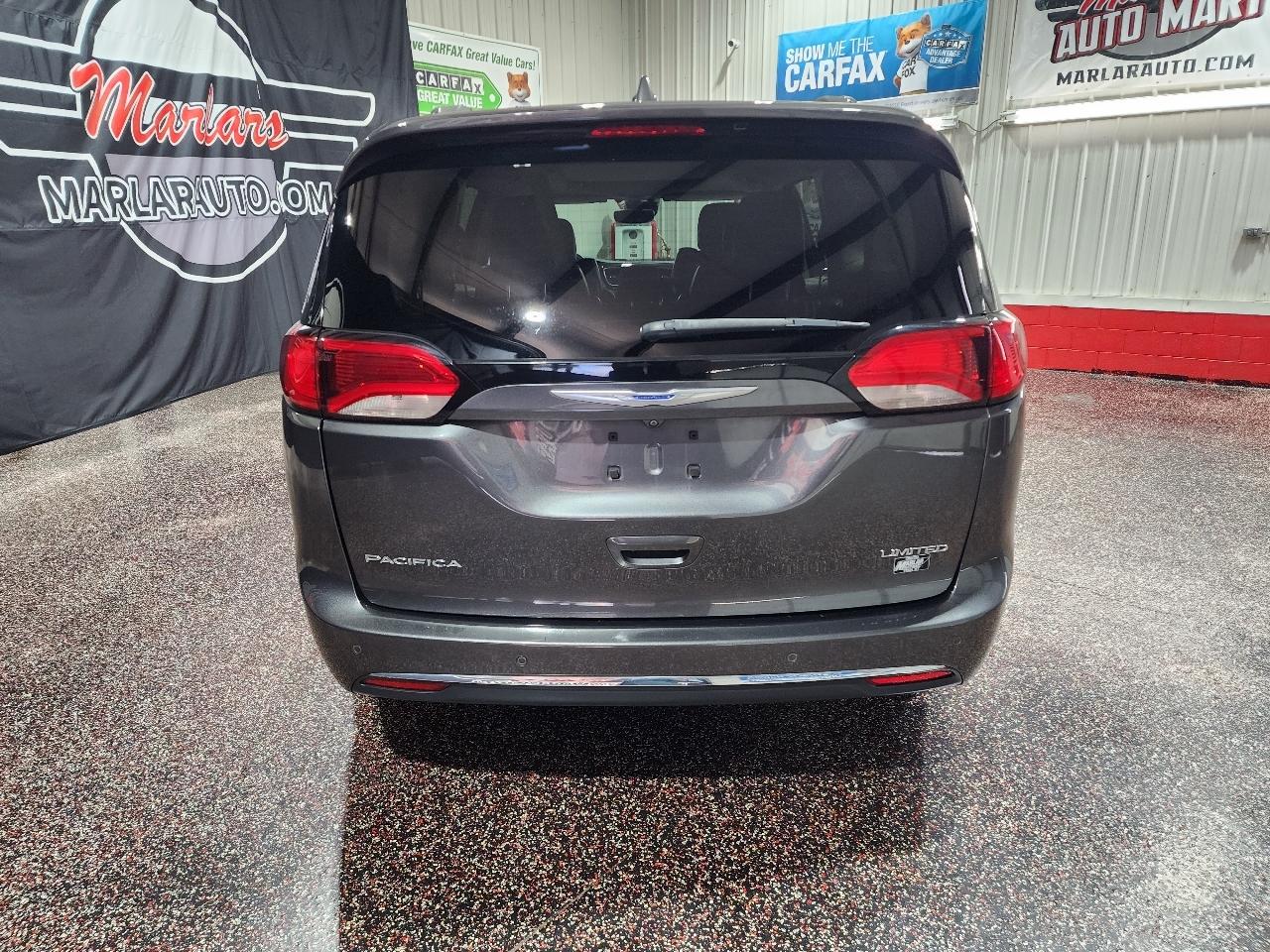 Chrysler Pacifica Limited FWD 2018