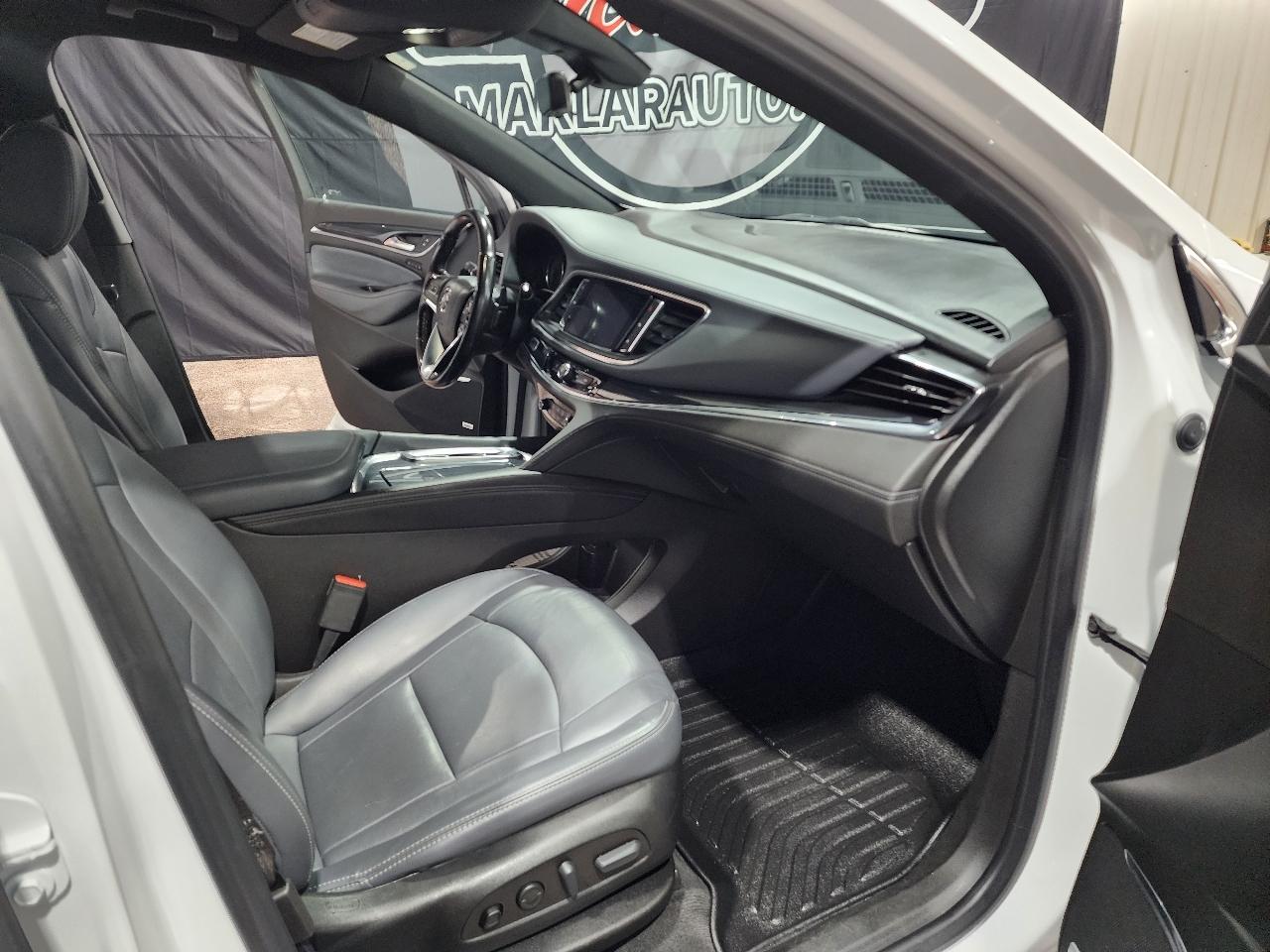 Buick Enclave AWD 4dr Premium 2022