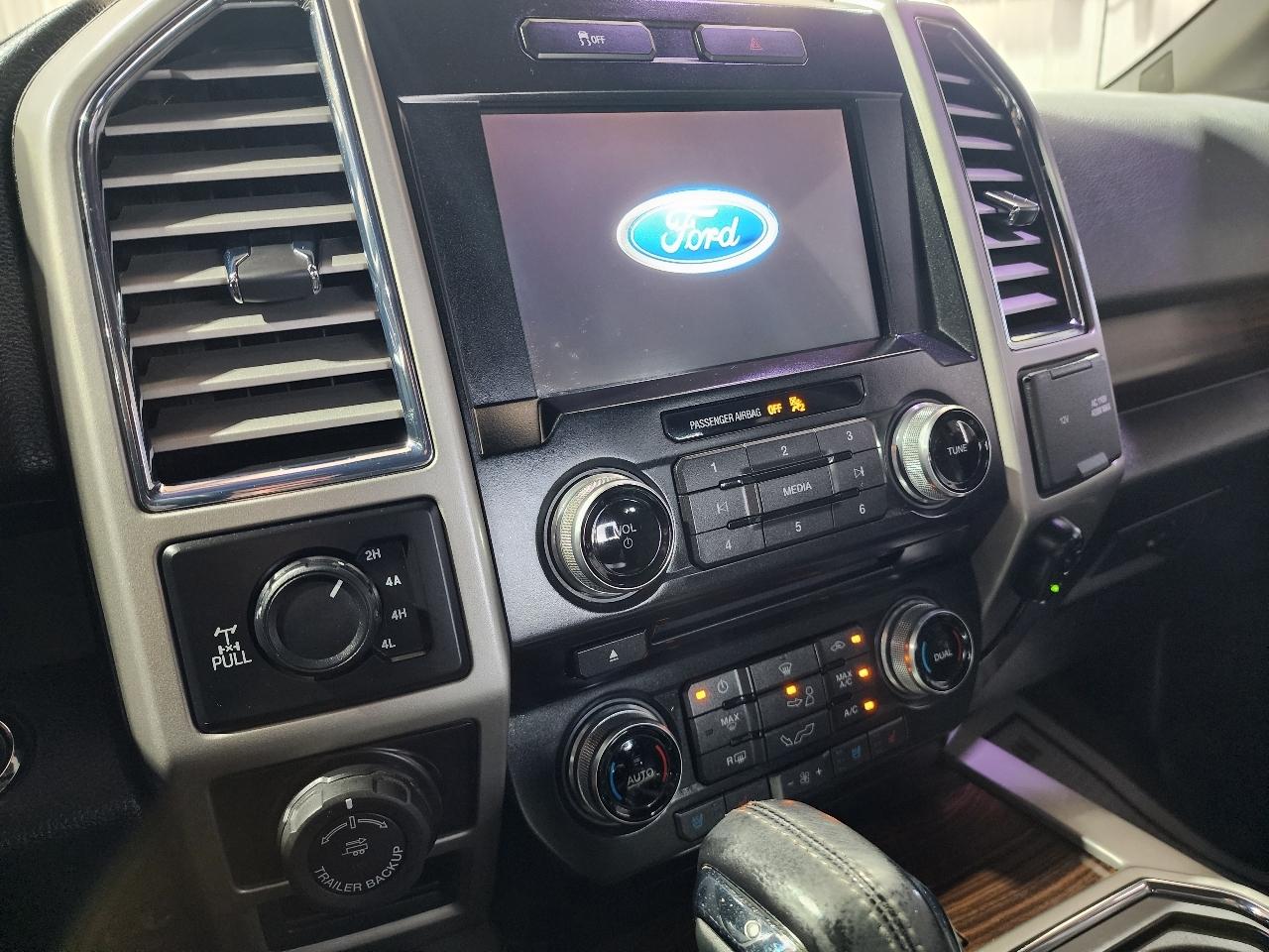 Ford F-150 4WD SuperCrew 145" King Ranch 2016