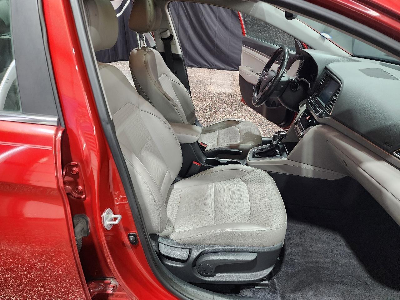 Hyundai Elantra Limited 2.0L Auto PZEV (Alabama) *Ltd Avail* 2017