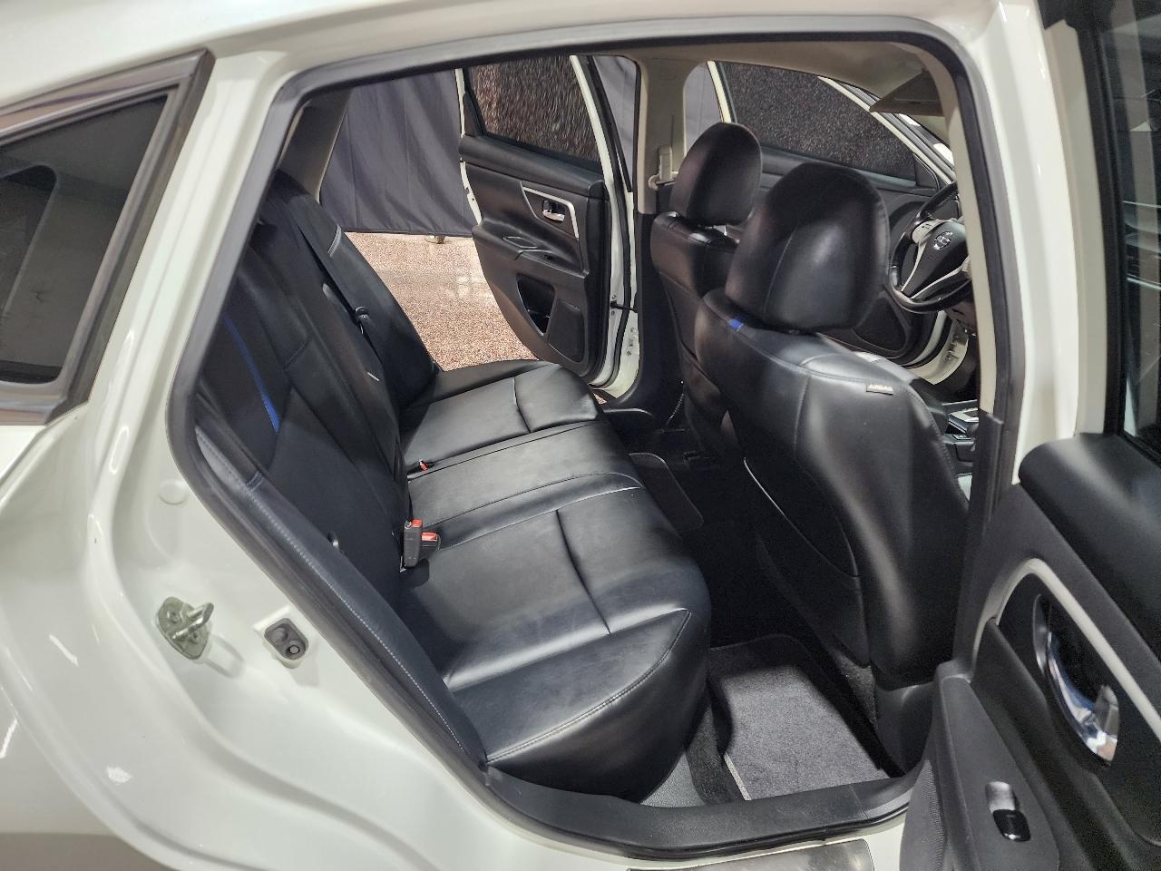 Nissan Altima 2.5 SR Sedan 2018