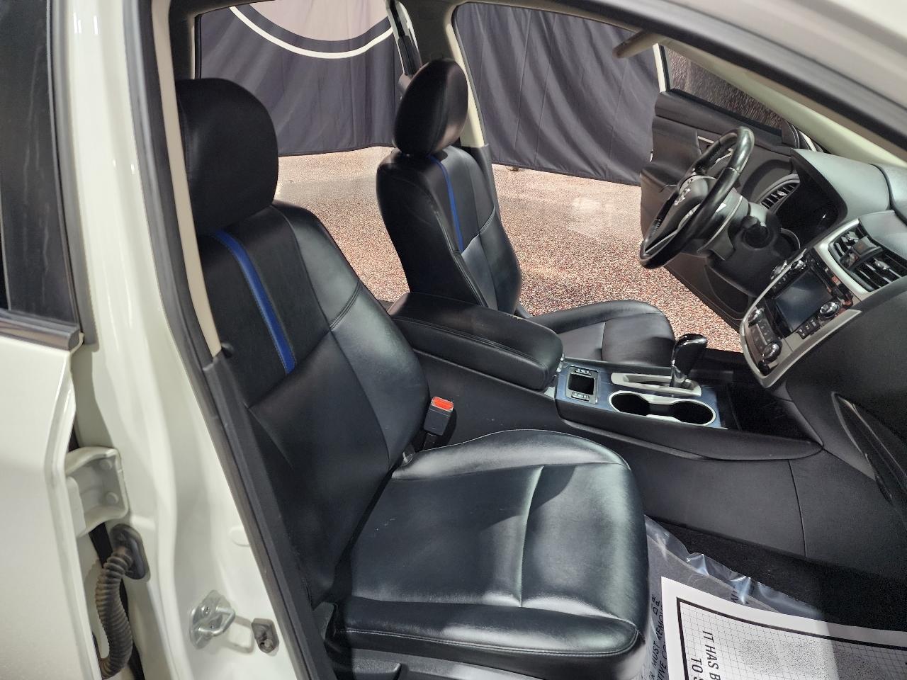 Nissan Altima 2.5 SR Sedan 2018