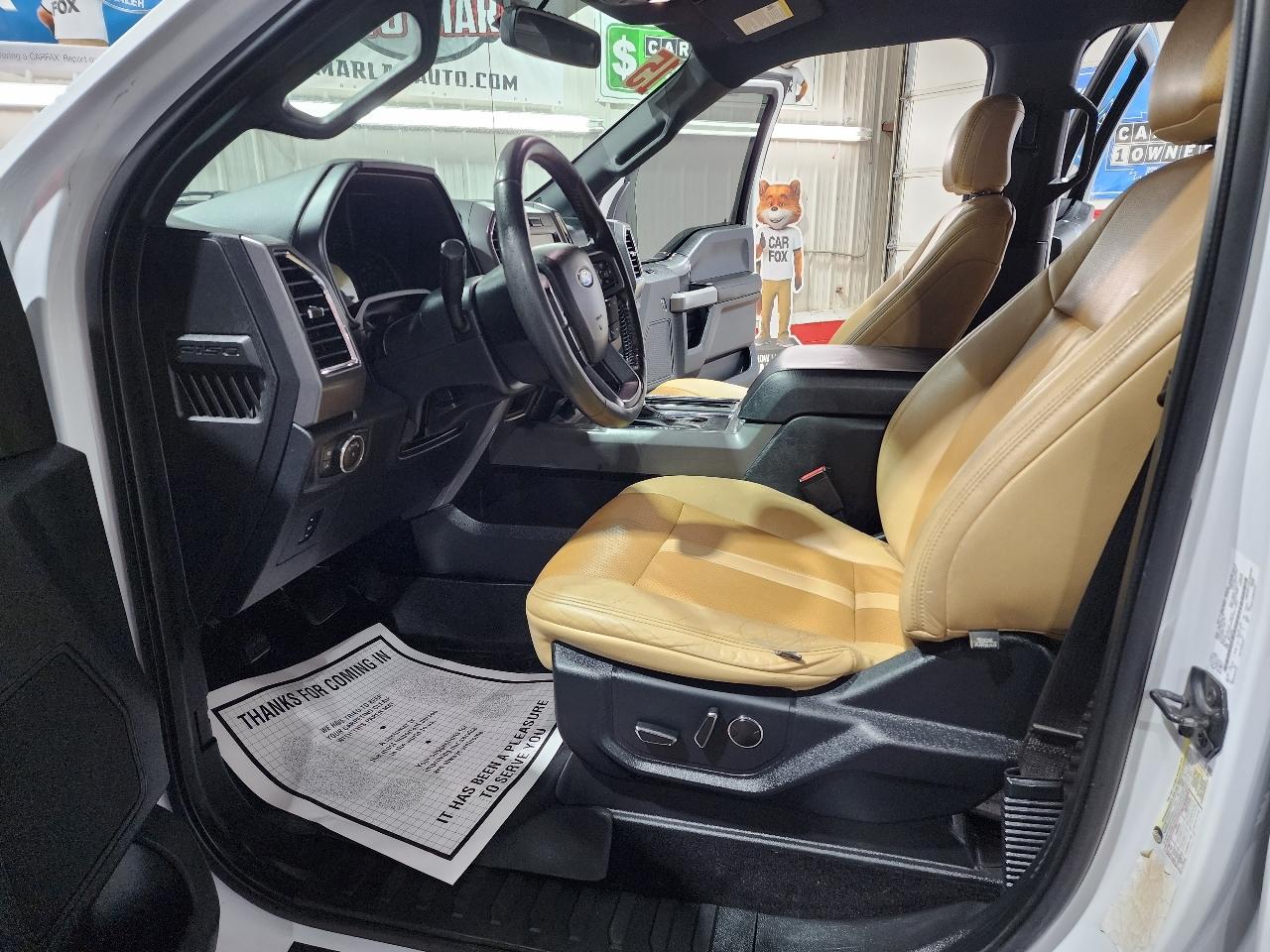 Ford F-150 4WD SuperCrew 157" Lariat w/HD Payload Pkg 2015