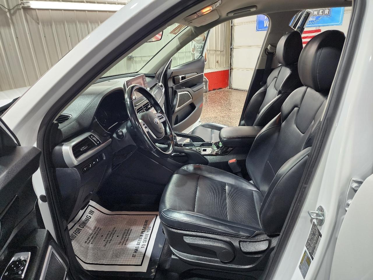 Kia Telluride LX FWD 2020