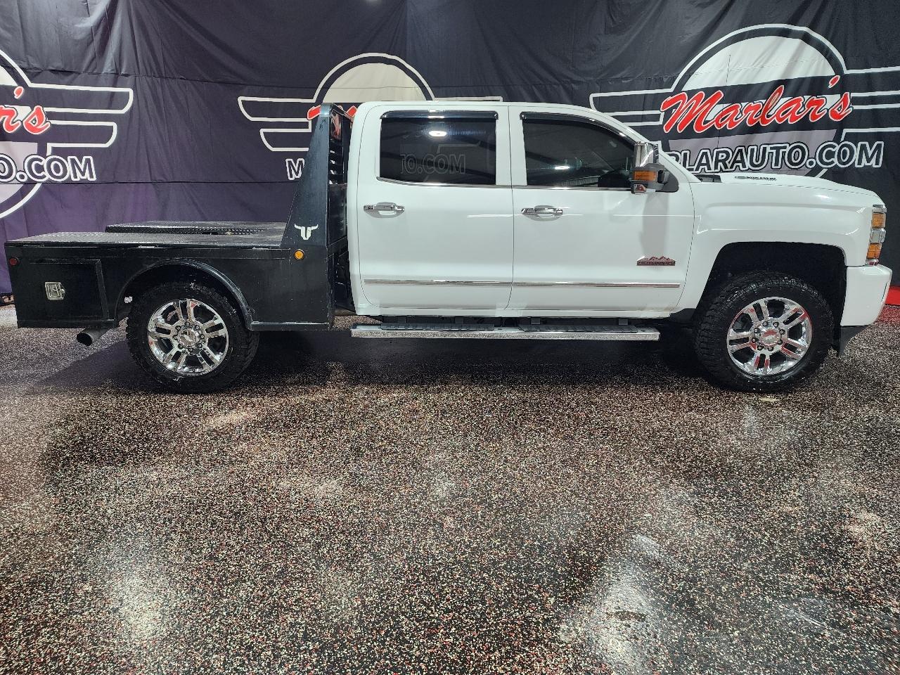 Chevrolet Silverado 2500HD 4WD Crew Cab 153.7" High Country 2017